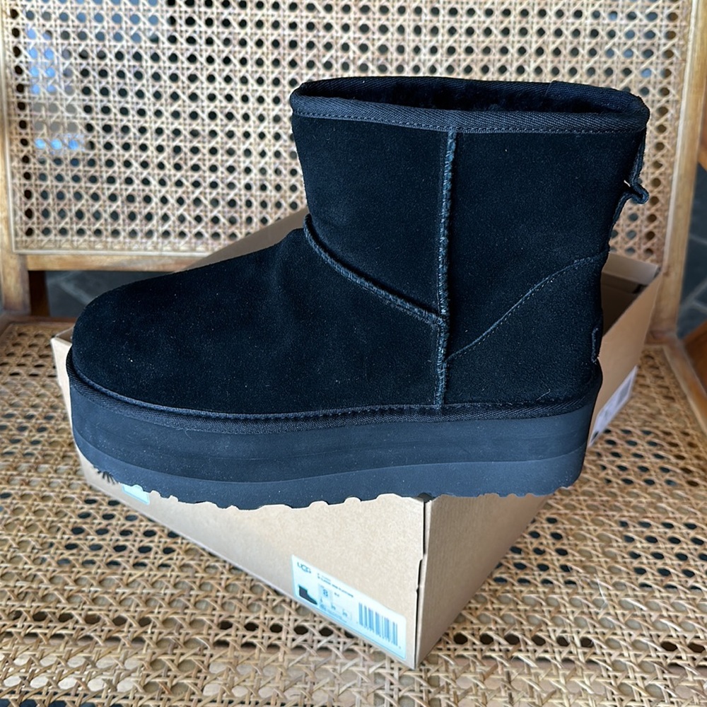 Ugg classic mini platform